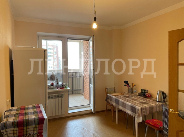 
   Продам 3-комнатную, 80.2 м², Королева пл, 18Б

. Фото 8.