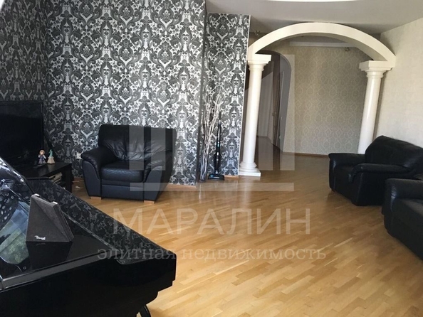 
   Продам 3-комнатную, 111.4 м², Социалистическая ул, 140

. Фото 3.