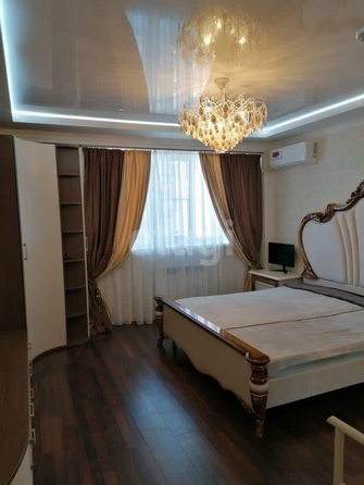 
   Продам 1-комнатную, 40.5 м², Космонавтов пл, 35/20Б

. Фото 10.