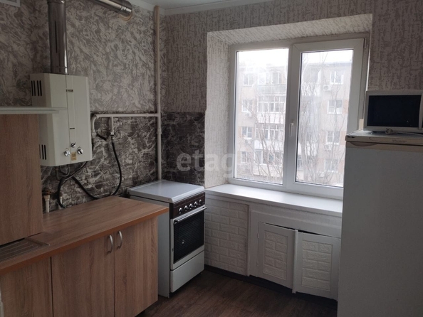 
   Продам 1-комнатную, 31 м², Луначарского ул, 179

. Фото 4.