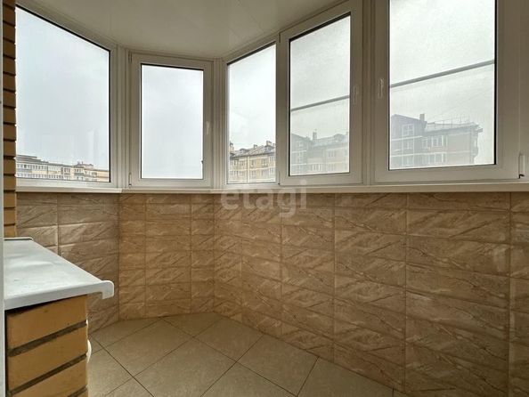 
   Продам 2-комнатную, 60 м², Платова б-р, 4/35

. Фото 3.