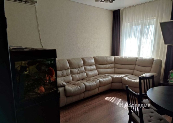 
   Продам 4-комнатную, 92.2 м², Нестерова ул, 28/1

. Фото 8.