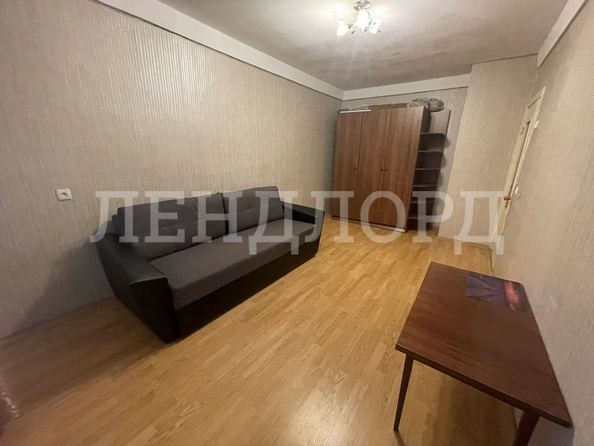 
   Продам 2-комнатную, 47 м², 

. Фото 5.