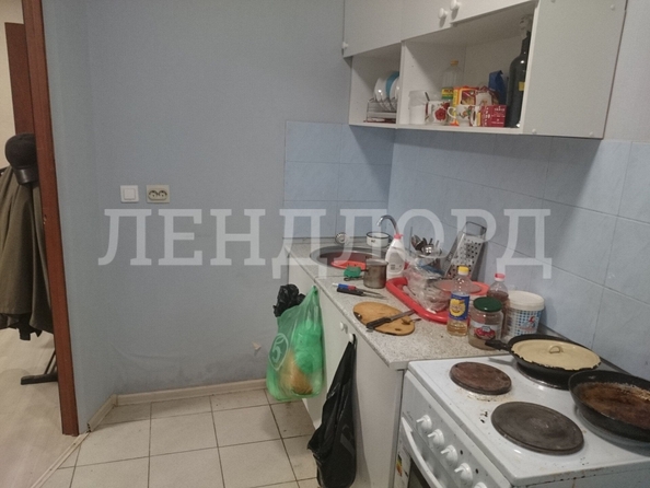 
   Продам 1-комнатную, 28 м², Обсерваторная ул, 104/2

. Фото 2.