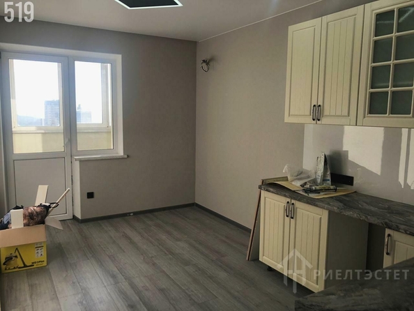 
   Продам 2-комнатную, 57 м², Нансена ул, 93/1

. Фото 21.