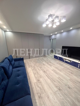 
   Продам 3-комнатную, 71 м², Жмайлова ул, 4/2

. Фото 5.