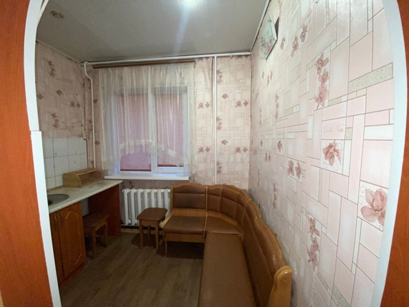 
   Продам 3-комнатную, 47 м², Дзержинского ул, 2

. Фото 1.