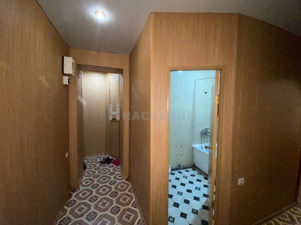 
   Продам 3-комнатную, 47 м², Дзержинского ул, 2

. Фото 2.