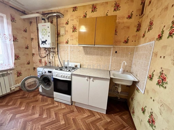 
   Продам 1-комнатную, 34.5 м², 50 лет Победы б-р, 10А

. Фото 8.