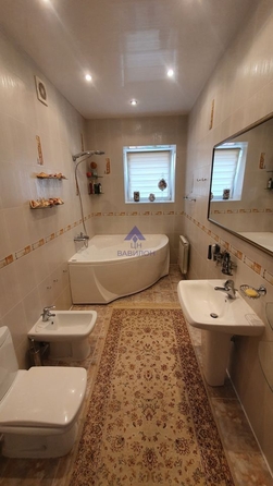 
   Продам 3-комнатную, 120 м², Гагарина пл, 8Е

. Фото 5.