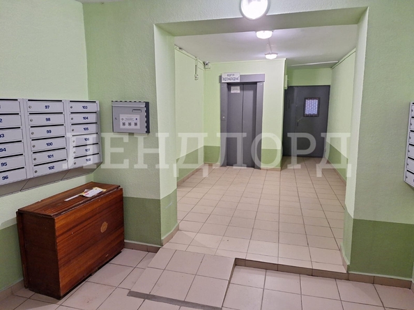 
   Продам 1-комнатную, 30 м², Комарова б-р, 40/2

. Фото 2.