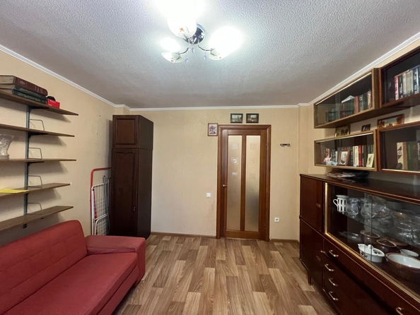 
   Продам 1-комнатную, 19 м², Ленина пр-кт, 90 к 2

. Фото 1.