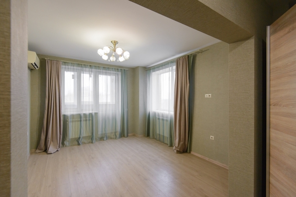 
   Продам 1-комнатную, 53 м², Буденновский пр-кт, 120/1с2

. Фото 2.