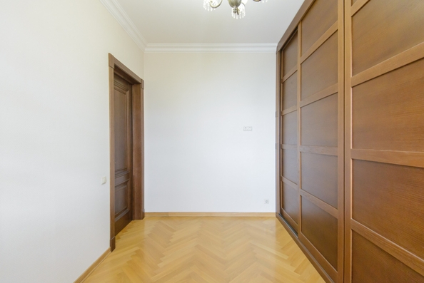 
   Продам 3-комнатную, 80 м², Варфоломеева ул, 222А

. Фото 12.