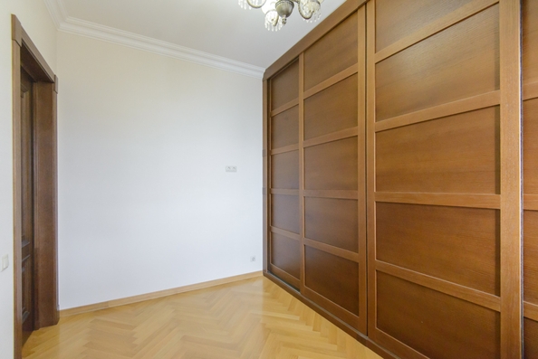 
   Продам 3-комнатную, 80 м², Варфоломеева ул, 222А

. Фото 13.