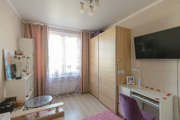 
   Продам 3-комнатную, 71 м², Ткачева ул, 22

. Фото 7.