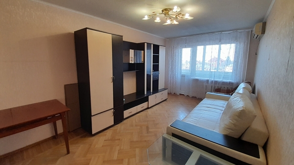 
  Сдам в аренду 3-комнатную квартиру, 62 м², Ростов-на-Дону

. Фото 6.