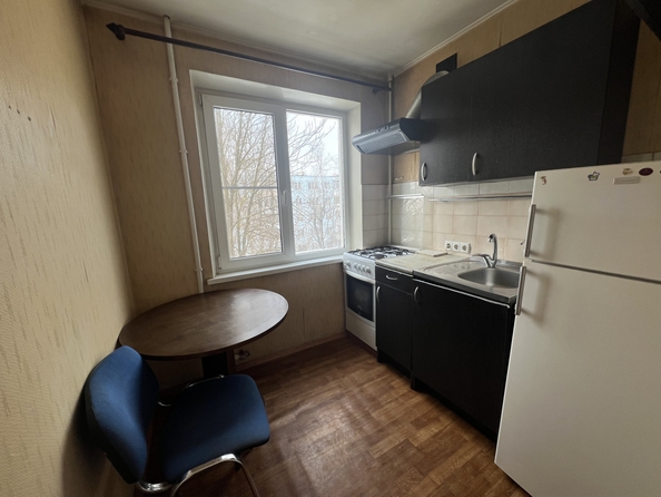 
   Продам 2-комнатную, 46 м², 40-летия Победы пр-кт, 73 ст 2

. Фото 1.