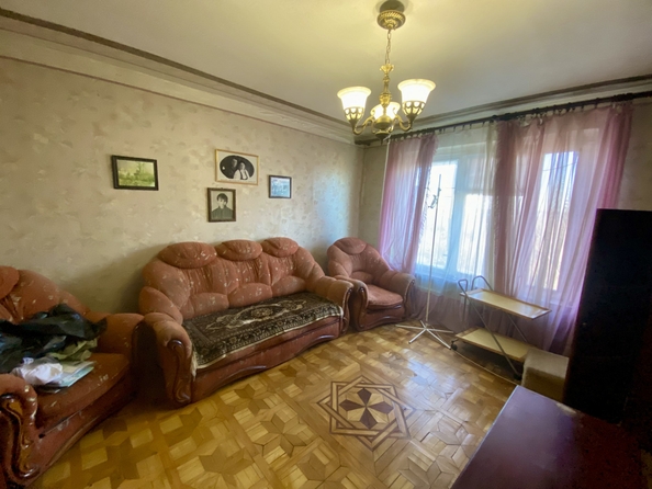 
   Продам 3-комнатную, 60 м², 40-летия Победы пр-кт, 69 к 8

. Фото 3.