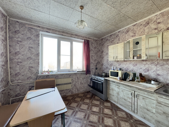 
   Продам 2-комнатную, 58 м², 40-летия Победы пр-кт, 81 к 3

. Фото 1.