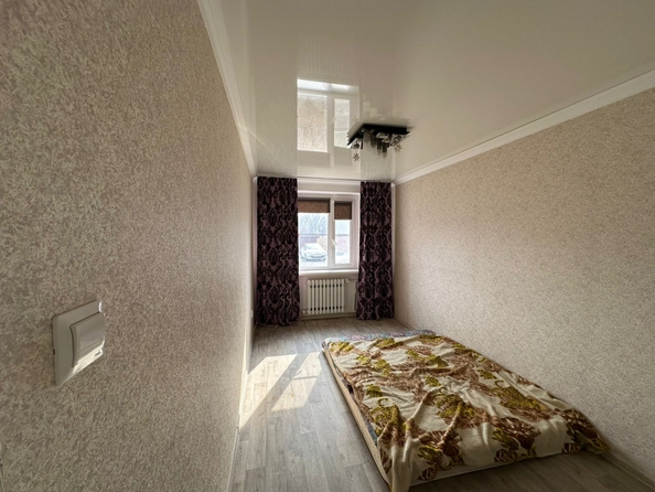 
   Продам 3-комнатную, 56 м², Октябрьский пер, 2

. Фото 10.