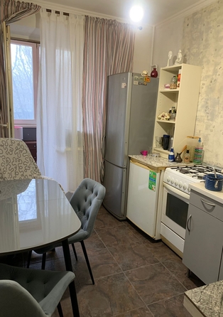 
   Продам 2-комнатную, 54 м², 2-й Пятилетки ул, 6

. Фото 11.