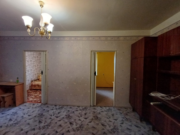 
   Продам 2-комнатную, 42 м², Кременчугская ул, 1

. Фото 8.