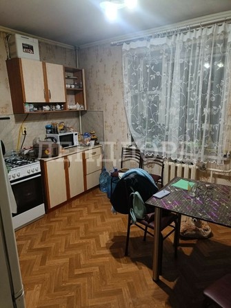 
   Продам 1-комнатную, 45 м², Днепровский пер, 124Е

. Фото 8.