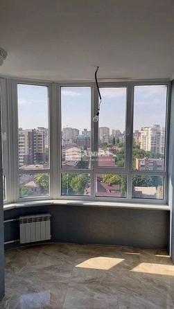 
   Продам 3-комнатную, 90 м², Крыловской пер, 10

. Фото 3.
