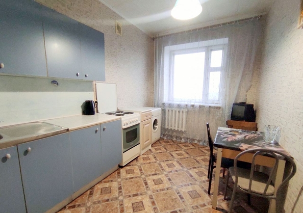 
   Продам 1-комнатную, 44.4 м², 40-летия Победы пр-кт, 95/6

. Фото 11.