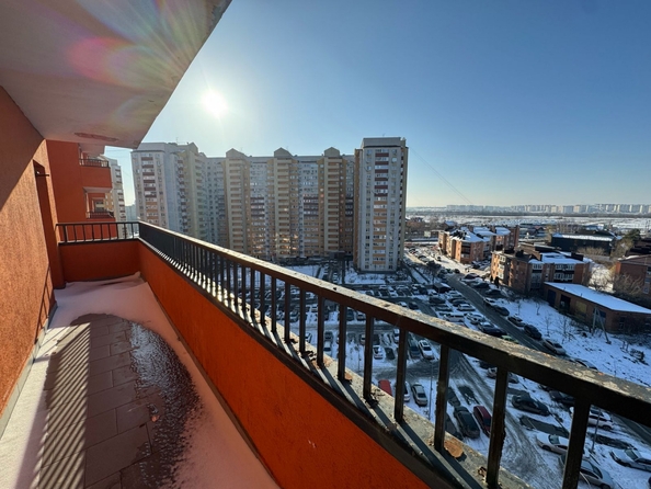 
   Продам 1-комнатную, 46 м², Венеры ул, 23

. Фото 32.