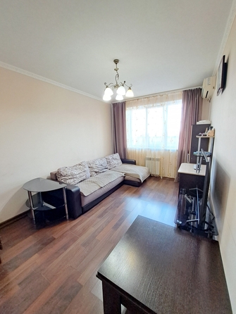 
   Продам 2-комнатную, 53.6 м², 20-летия Октября пр-кт, 52

. Фото 4.