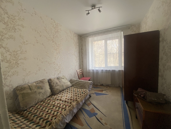 
   Продам 4-комнатную, 60 м², Коммунистический пр-кт, 21 к 2

. Фото 2.