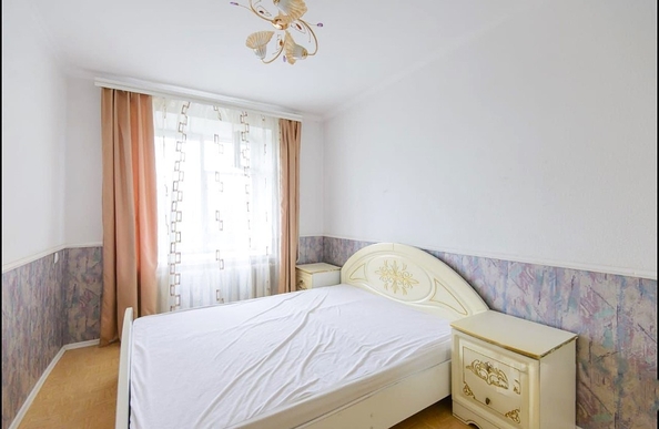 
   Продам 2-комнатную, 56 м², Штахановского ул, 1/33

. Фото 2.