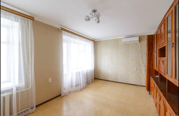 
   Продам 2-комнатную, 56 м², Штахановского ул, 1/33

. Фото 5.