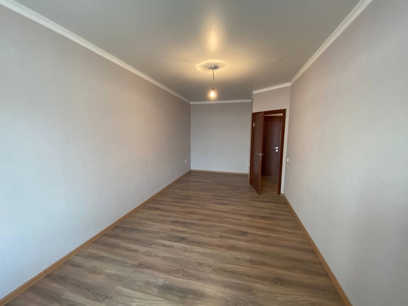 
   Продам 1-комнатную, 50 м², Берберовская ул, 32

. Фото 1.