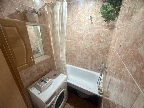 
   Продам 2-комнатную, 45 м², Стачки пр-кт, 231

. Фото 4.