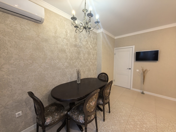 
   Продам 2-комнатную, 77 м², Береговая ул, 117

. Фото 9.