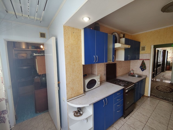 
   Продам 2-комнатную, 52.2 м², Комарова б-р, 10

. Фото 2.