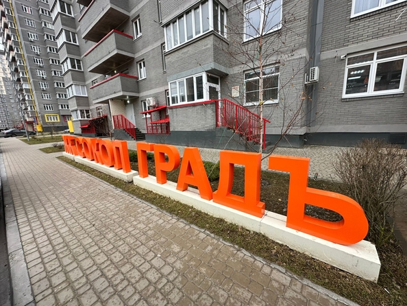 
   Продам 3-комнатную, 100.8 м², 40-летия Победы пр-кт, 63/17

. Фото 5.