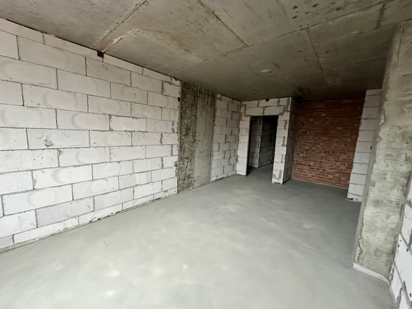 
   Продам 3-комнатную, 100.8 м², 40-летия Победы пр-кт, 63/17

. Фото 10.