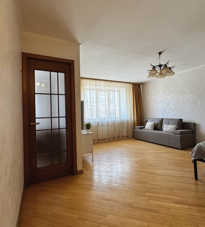
  Продается 1-комн. квартира, 34 м², Большая Садовая ул, д. 77
. Фото 2.