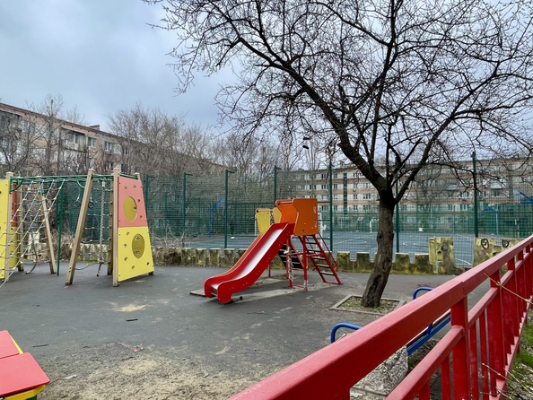 
   Продам 2-комнатную, 49 м², Немировича-Данченко ул, 76

. Фото 15.