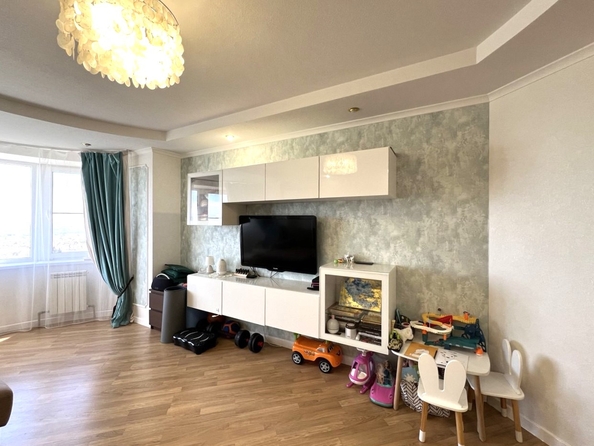 
   Продам 2-комнатную, 76 м², 40-летия Победы пр-кт, 85

. Фото 6.