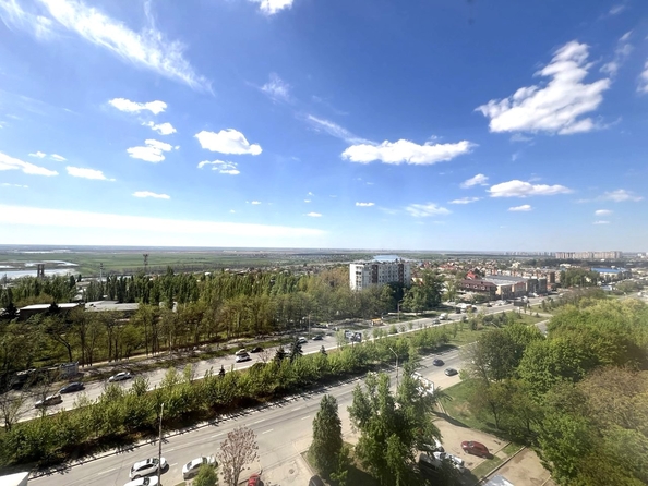 
   Продам 2-комнатную, 76 м², 40-летия Победы пр-кт, 85

. Фото 12.