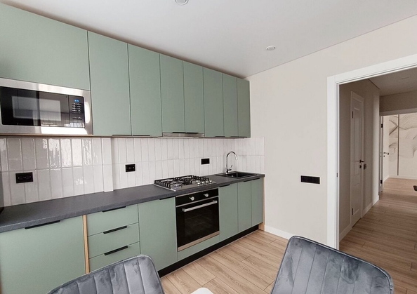 
   Продам 3-комнатную, 57 м², Соколова пр-кт, 75

. Фото 2.