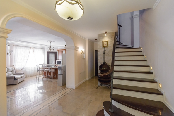 
   Продам дом, 428 м², Ростов-на-Дону

. Фото 14.
