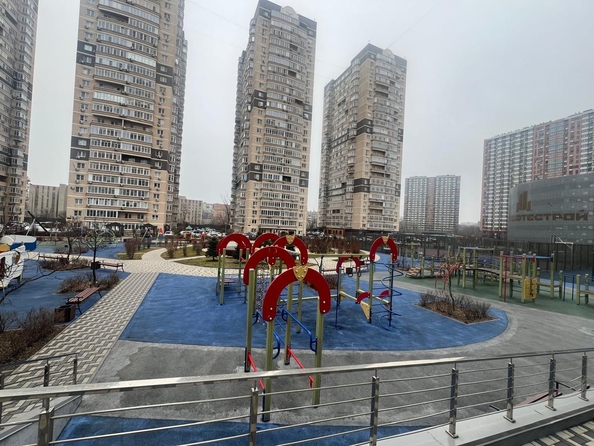 
   Продам 1-комнатную, 43 м², Нансена ул, 103/1

. Фото 10.