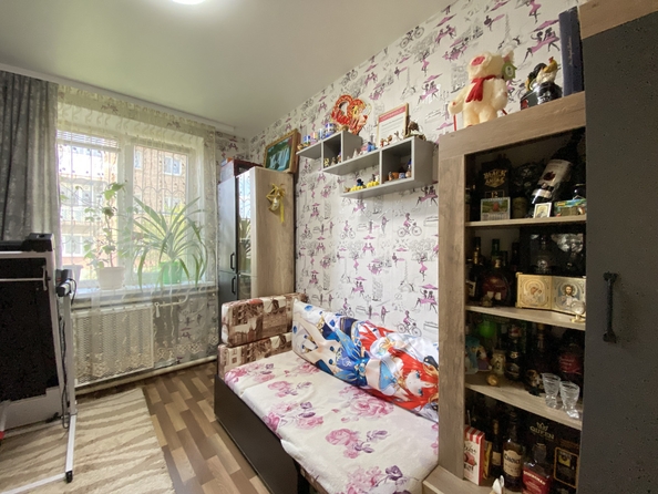 
   Продам 3-комнатную, 49 м², Гризодубовой ул, 48

. Фото 8.