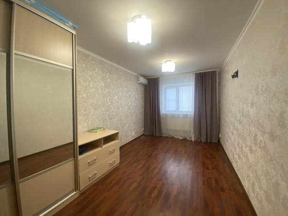 
   Продам 2-комнатную, 70 м², Извилистая ул, 11

. Фото 4.
